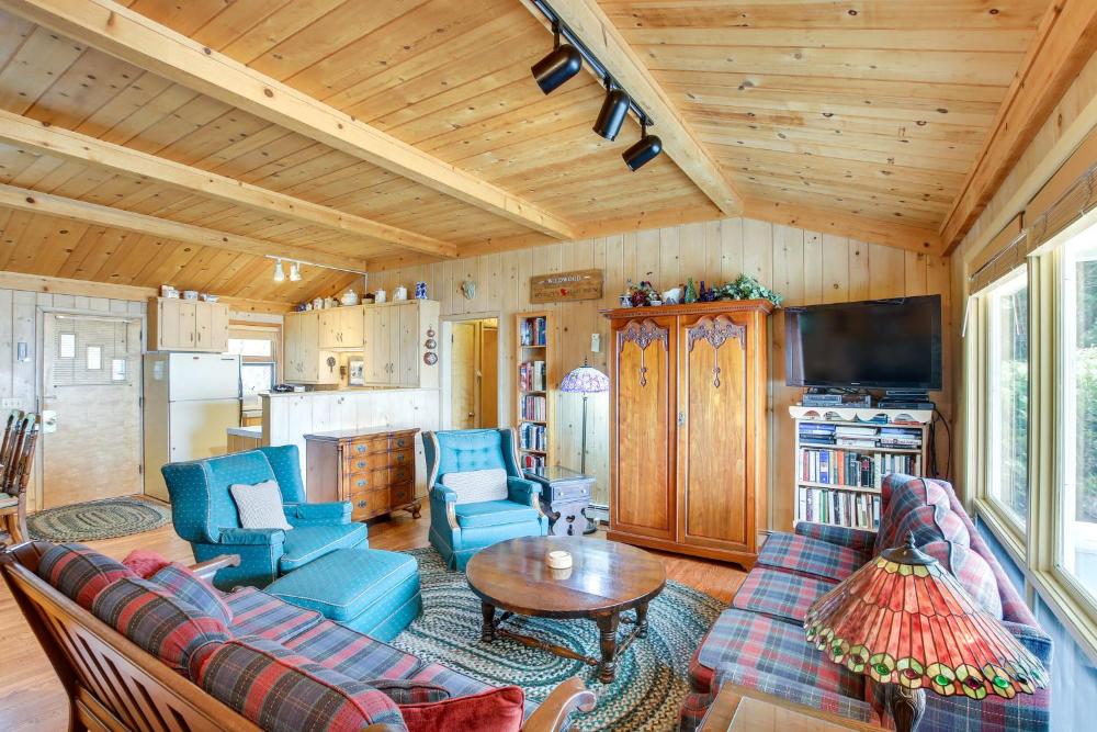 Cozy Baileys Harbor Cottage on Lake Michigan!